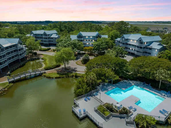 2415 Racquet Club Dr, Johns Island, SC 29455