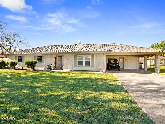 2nd image of 914 Dartez Dr