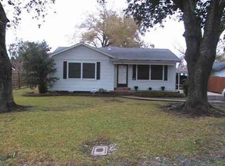 3205 32nd St, Port Arthur, TX 77642