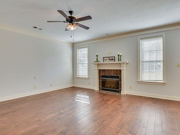 4th image of 510 Hardwick Court