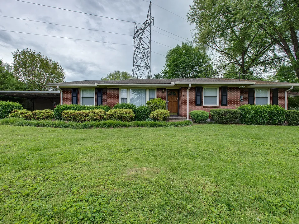 4900 Salem Dr