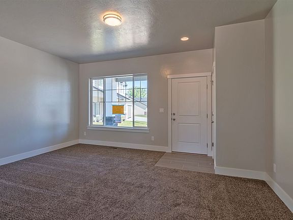 4th image of 12053 W Hiawatha Dr
