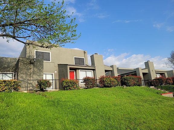 3rd image of 6000 Woodlake Pkwy #Ec16a70ff