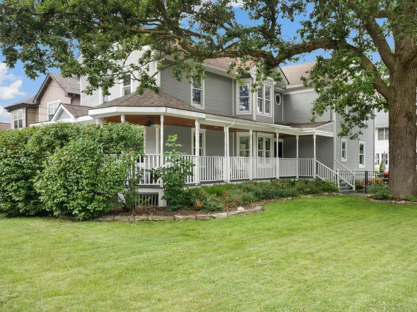 802 Warner Ave, Lemont, IL 60439