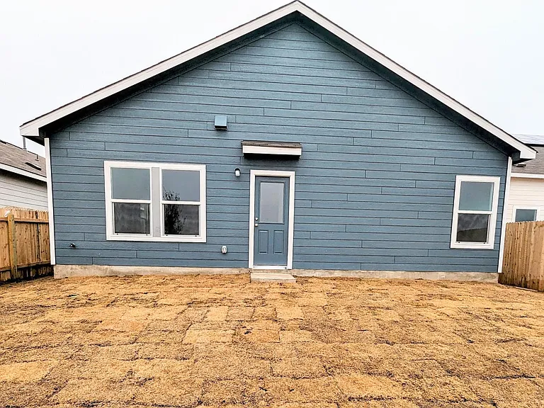 389 Whoopers Loop — Photo 27