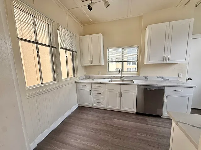 2275 Sutter St #11 — Photo 10