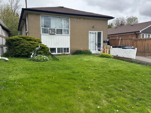 78 Pandora Cir, Toronto, ON M1H 1V7