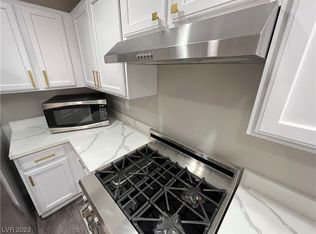 3900 Bella Palermo Way, Las Vegas, NV 89141