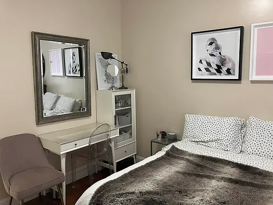 Rented by MySpaceNYC | media 6