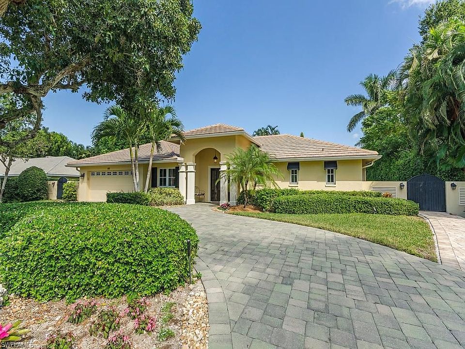 1st image of 611 Park Shore Dr