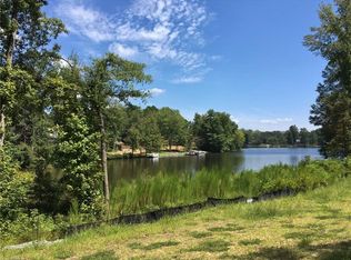 5105 Mockingbird Rd, Greensboro, NC 27406