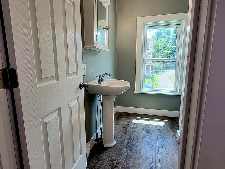 136 Commonwealth Rd #2 — Photo 9