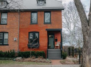 796 Monmouth Rd, Windsor, ON N8Y3L2