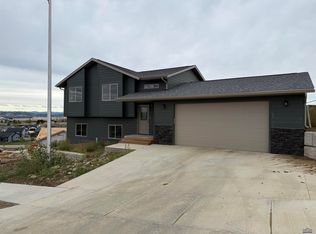 5336 Silverton St, Rapid City, SD 57702