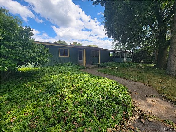 2nd image of 7670 River Rd