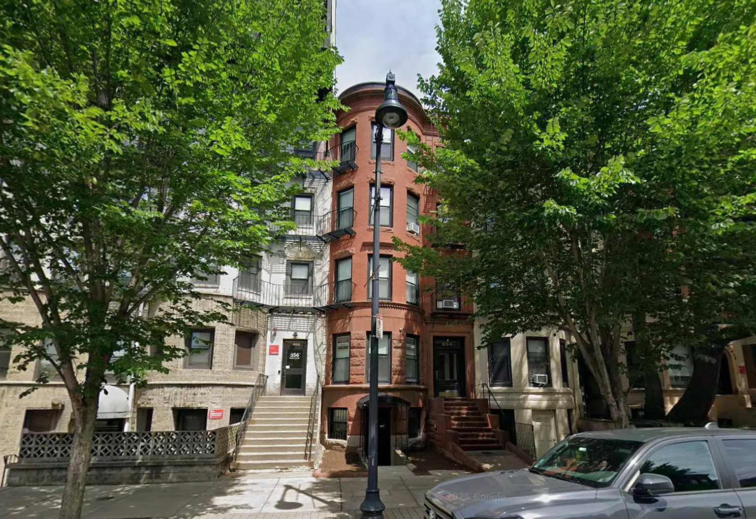 Studio, 300 sqft, $1,995 — Photo 4