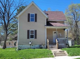 210 Irving Ave, Rockford, IL 61101