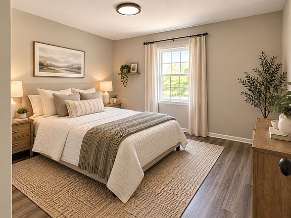 5th image of 207 Highland St APT 2