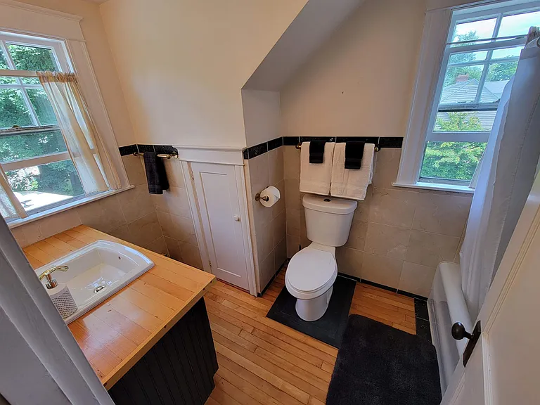 10 Phillips Rd — Photo 33