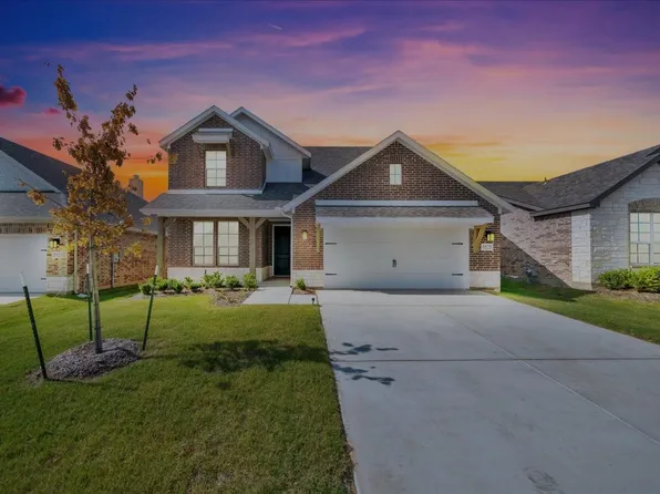 3525 Columbus St, Gainesville, TX 76240