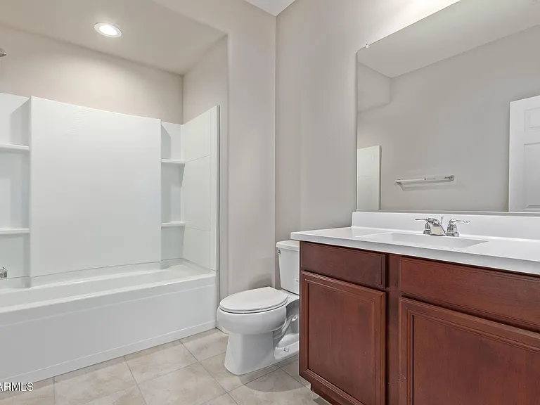8804 W Marshall Ave — Photo 24