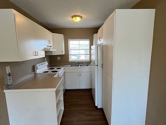 5th image of 1801 Lake St #8