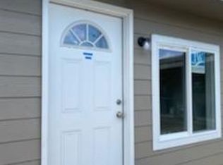 3355 Portland Rd NE #6, Salem, OR 97301