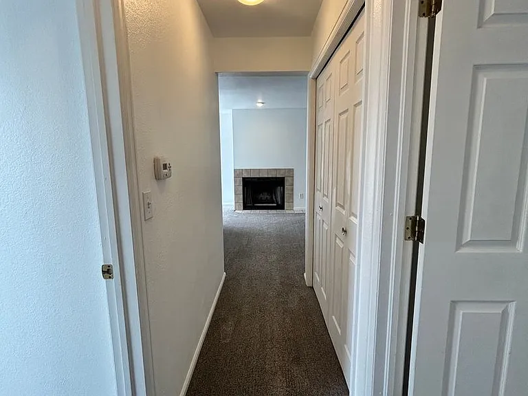 3045 Kings Ridge Blvd #1 — Photo 16