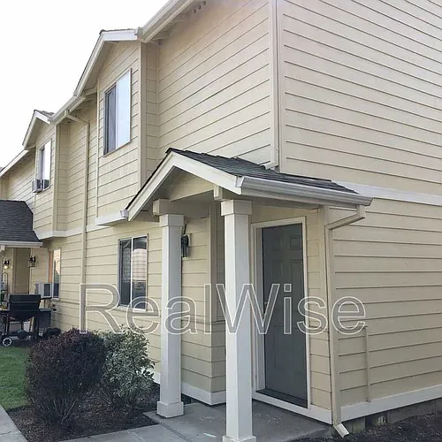 2621 NW Cedar Ave #4 Photo 1 2621 NW Cedar Ave #4 Photo 1