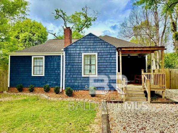 411 E Orange Ave, Foley, AL 36535
