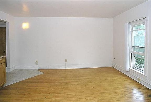 600-6 Living Space