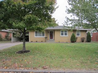 1412 Green Meadow Rd, Evansville, IN 47715