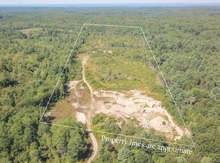 Lowell Town Rd, Wiscasset, ME 04578