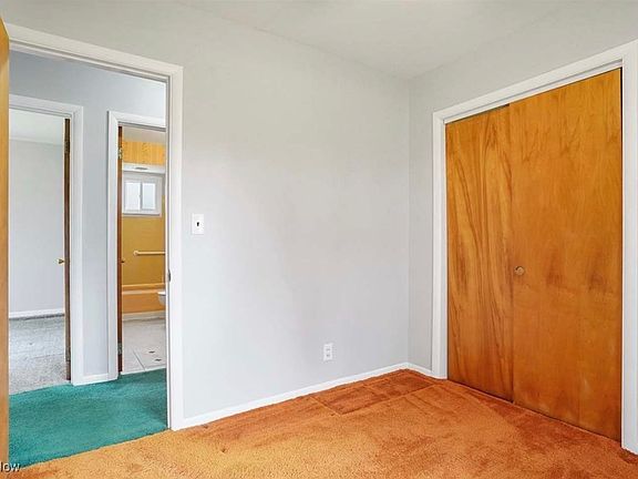 5th image of 370 McKinney Blvd