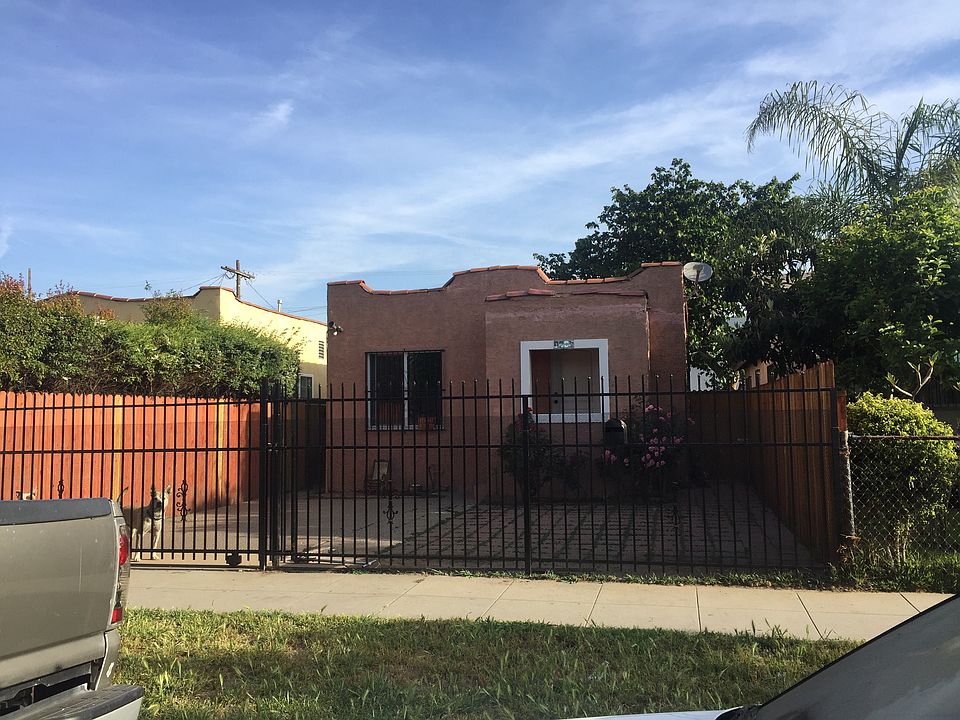 1st image of 1547 W 58th Pl