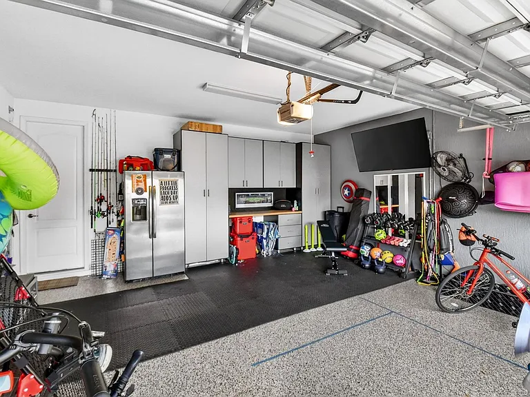 9062 Gulf Cove Dr — Photo 52