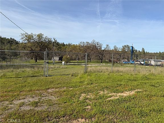 3rd image of 15740 Rancho Tehama Rd Lot 139