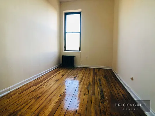 Rented by BRICK & GALO REALTY CORP | media 16