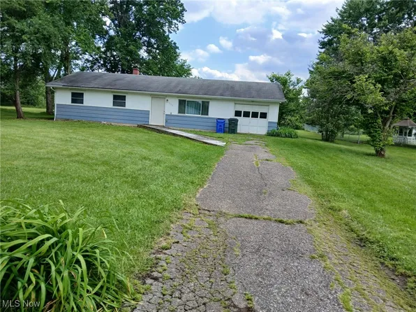 1196 Gaynelle Ave, Streetsboro, OH 44241