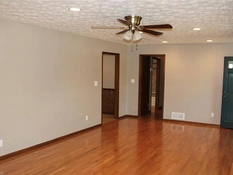 426 Atlanta Hwy — Photo 9