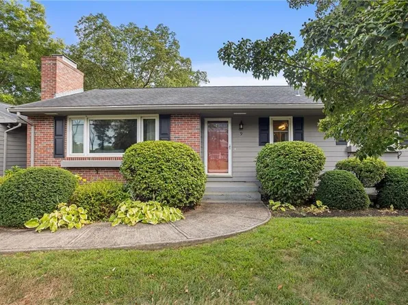 9 Boiling Spring Ave, Westerly, RI 02891
