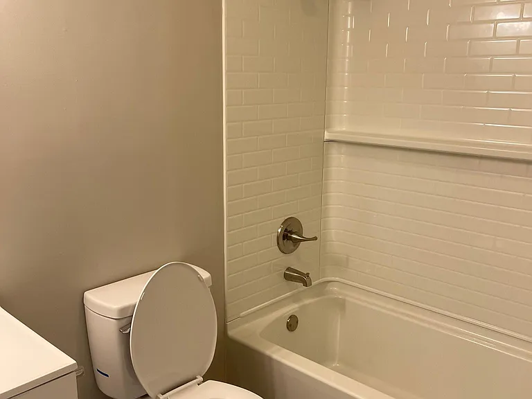 1713 Eagles Pl #A-103 — Photo 5