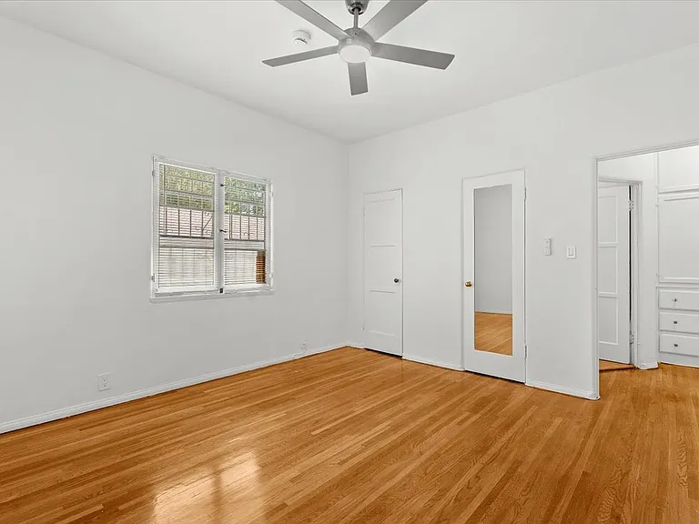 838 S Mansfield Ave #4 — Photo 14