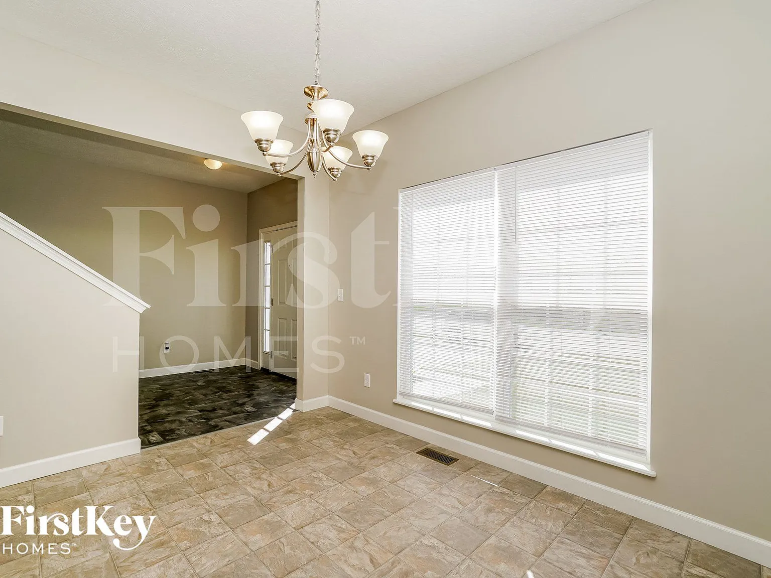 4 bed, 2.5 bath, 2234 sqft, $3,065 — Photo 4