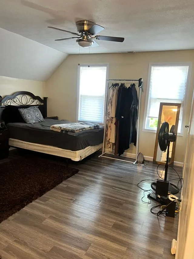 1 bed, $799 — Photo 1