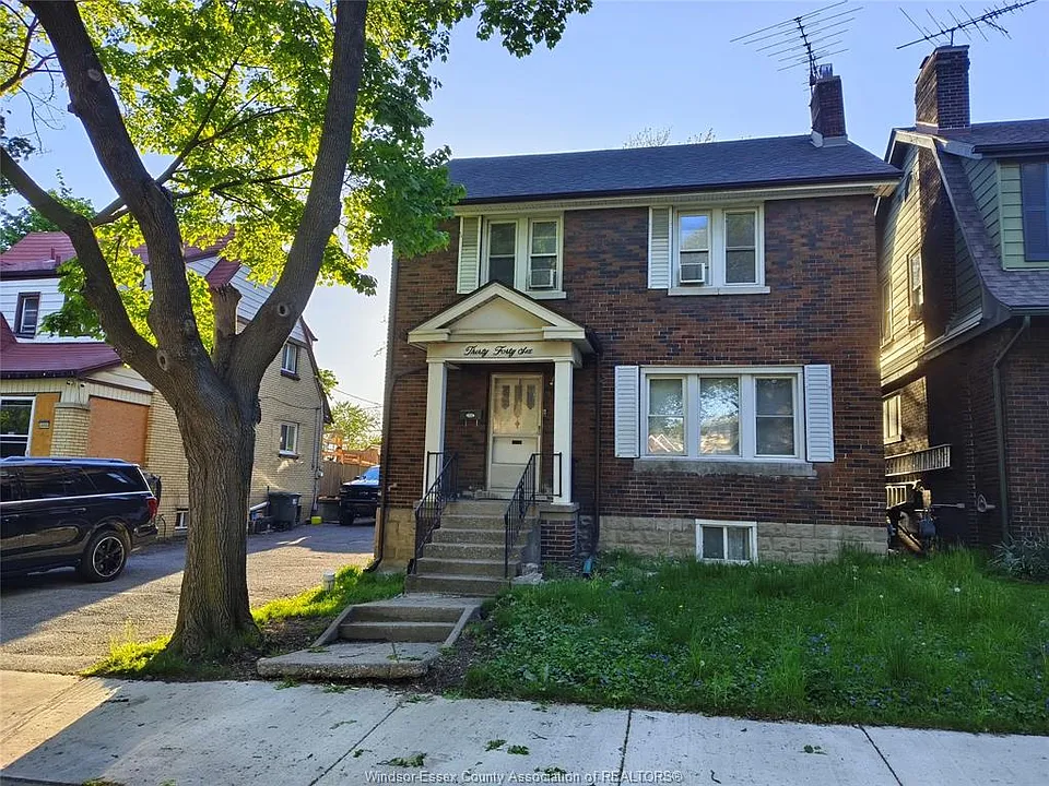 3046 Alexander Ave #UPPER