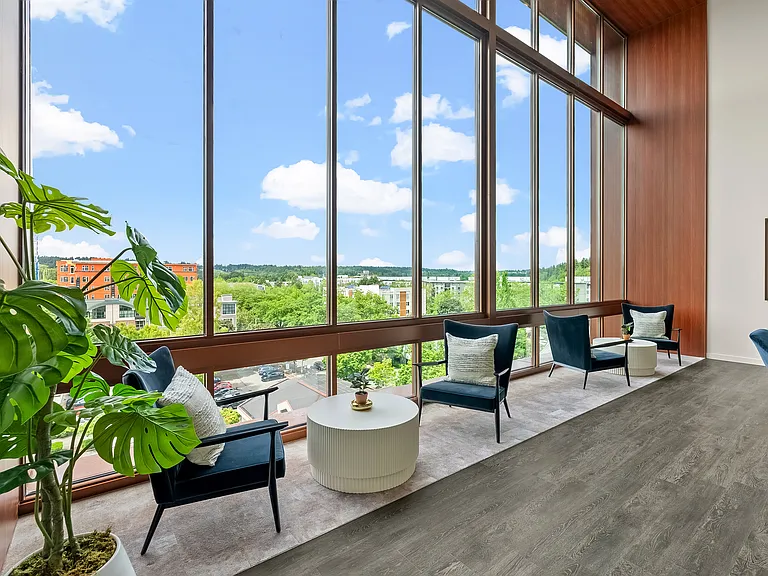 Spectacular vistas await: Enjoy breathtaking cityscapes, lush greenery, and stunning sunsets from our sky lounge. ______
