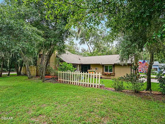 4th image of 19 Waterford Ct