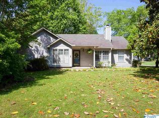 12007 Huntcliff Rd SE, Huntsville, AL 35803