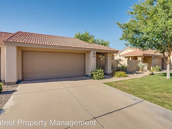 5th image of 945 N Pasadena St #124